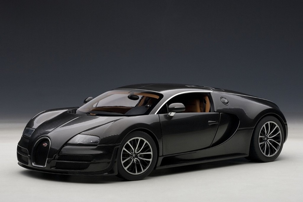 Karbonskimi dodatki za Bugatti Veyron