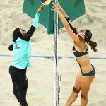 Doaa Elghobashy iz Egipta in Kira Walkenhorst iz Nemčije na pripravljalni tekmi v Riu. 7. avgust 2016, Rio de Janeiro, Brazilija.