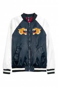Souvenir jakne: H&M, 'bejzbol' jakna, 49,99 €