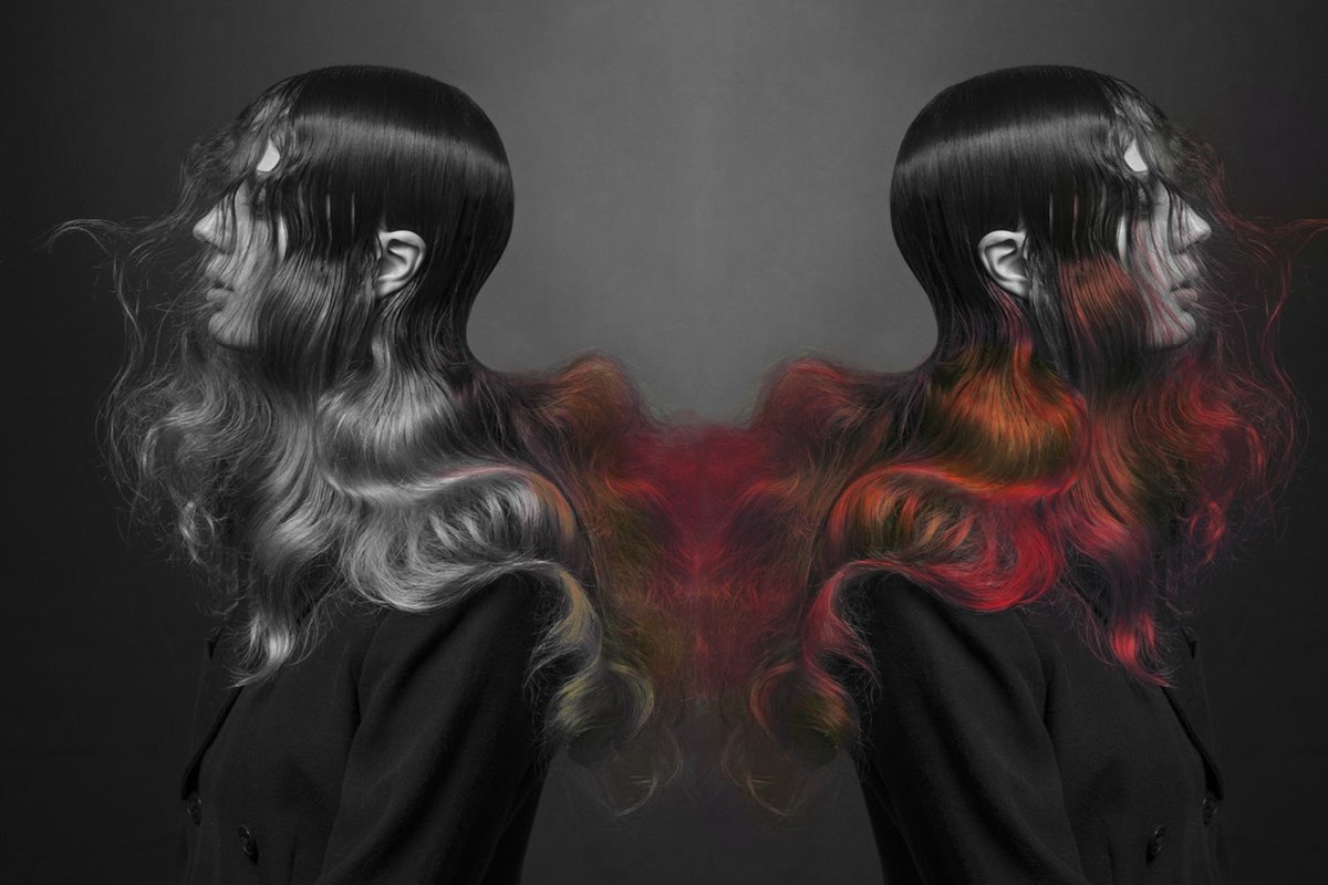 Resnična čarovnica izumila barvo za lase, ki sama spreminja odtenke