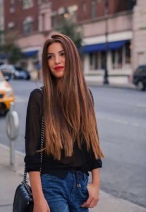 19 deklet, ki navdihujejo s svojimi dolgimi lasmi: Nosite jih s samozavestjo.