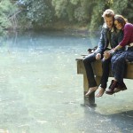 Romantičen pogovor ob jezeru