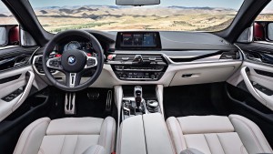 Notranjost -  BMW M5 - 2018