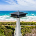 Pole House nad plažo Fair v Avstraliji