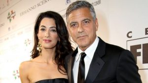 Georgea Clooneyja in Amal Alamuddin loči 17 let.