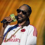 Snoop Dogg = Calvin Cordozar Broadus, Jr.