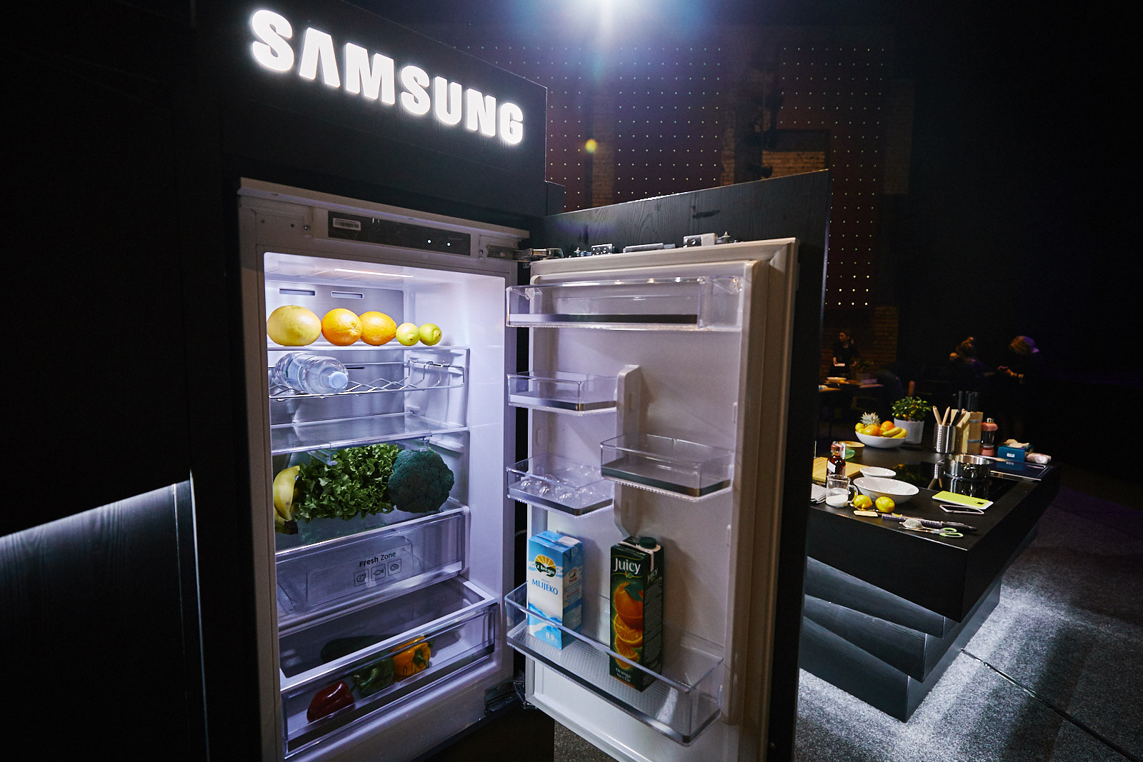 Predstavitev neverjetnih gospodinjskih aparatov Samsung v zagrebškem gledališču Luda kuća